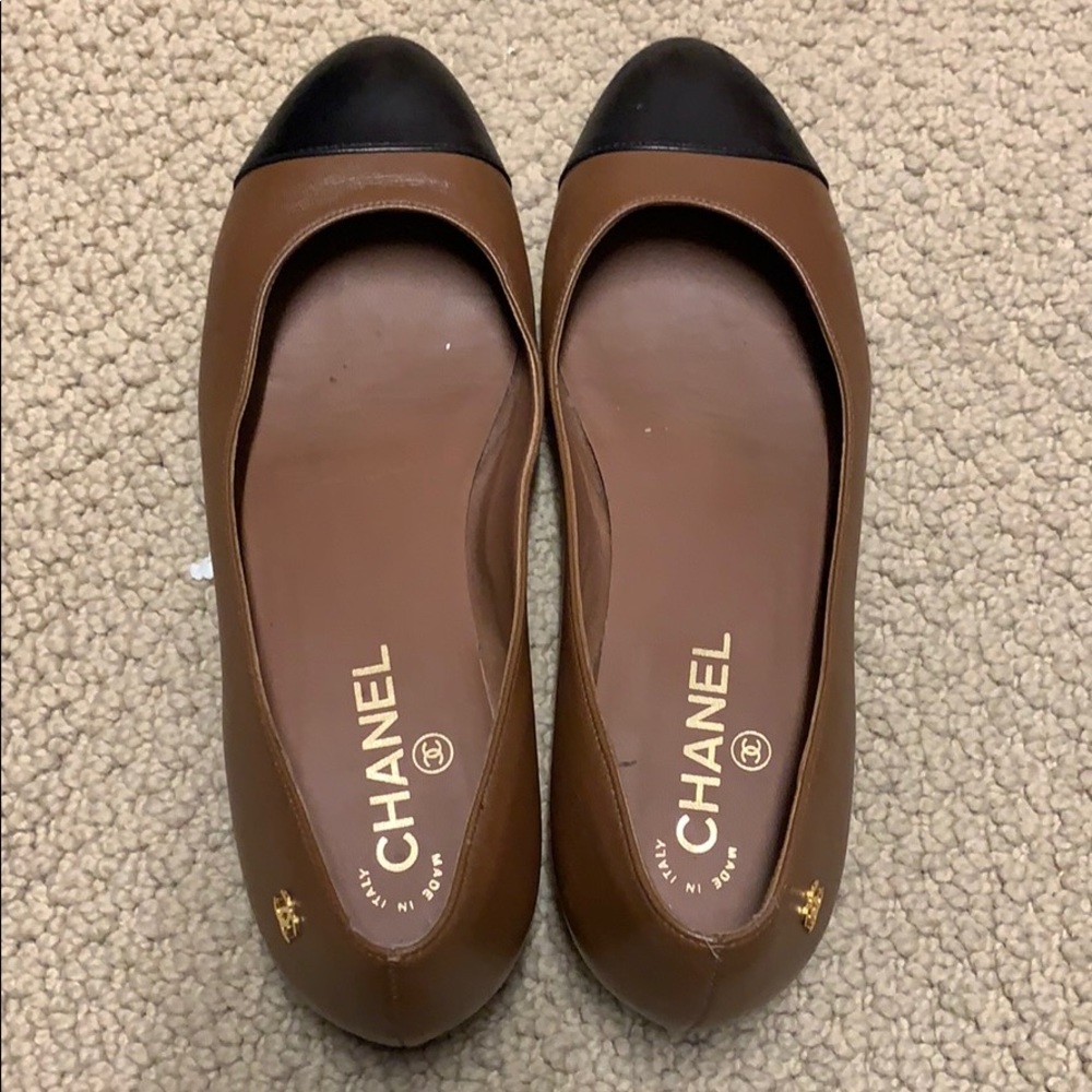 Chanel black and brown flats with tiny heel